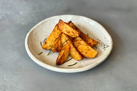 Картофельные дольки с розмарином
