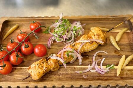 Шашлык на шпажке из свинины