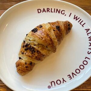 Круассан с шоколадом 