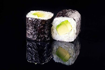 Ролл Авокадо маки