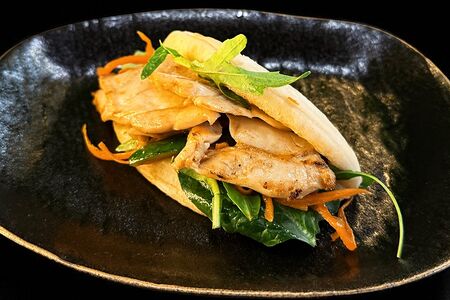 Закуска: Бао с курицей