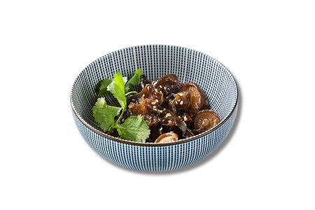 Грибы маринованные