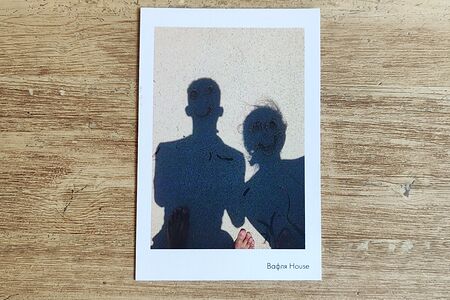 Открытка Тени на песке