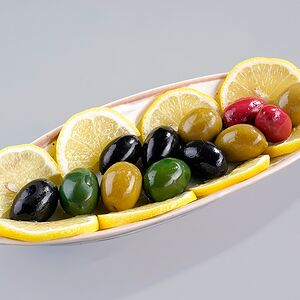 Маслины, оливки королевские