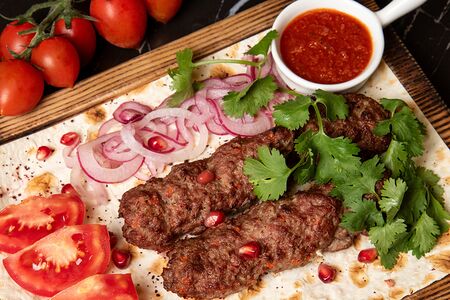 Люля-кебаб из бараньей мякоти 