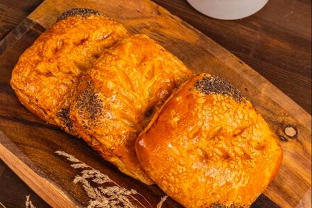 Слойка с сырами