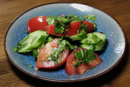 Овощной салат по-грузински