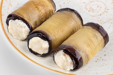 Рулетики из баклажана