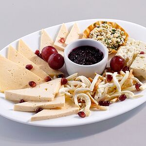 Ассорти кавказских сыров