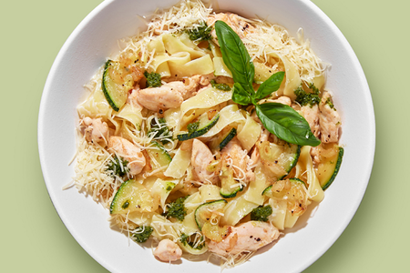 Фетучини с курицей