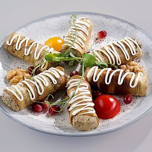 Рулетики из баклажанов