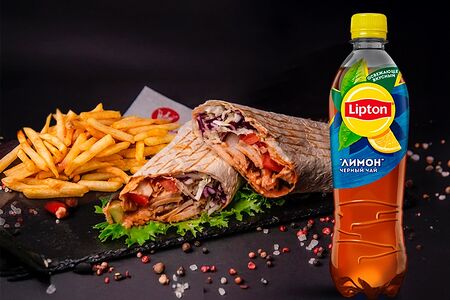 Шаверма с курицей, картофель фри и черный чай Lipton с лимоном
