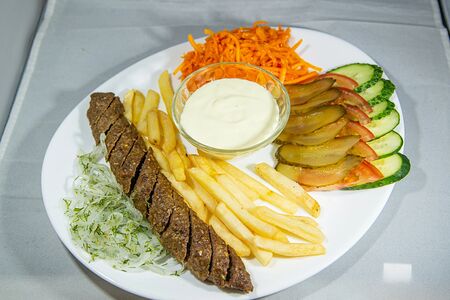 Люля-кебаб открытый