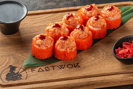 Острый с лососем