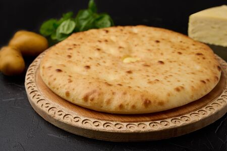 Осетинский пирог с картошкой