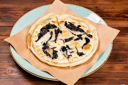 Лепешка с копченой сметаной