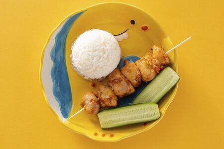 Куриный шашлычок с отварным рисом