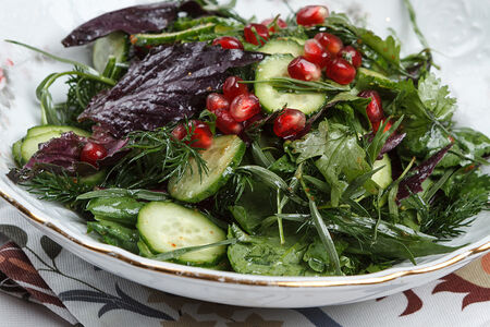 Легкий зеленый салат