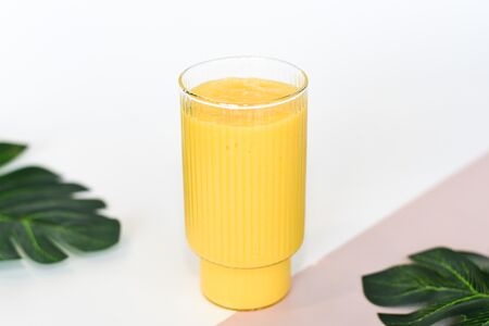 Смузи Манго-маракуйя 