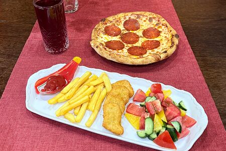 Комбо обед №4 пицца пеперони 