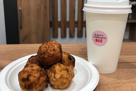 Завтрак с творожными шариками