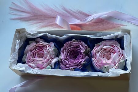 Пионы - зефир ручной работы