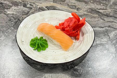 №100 Суши Копченый лосось