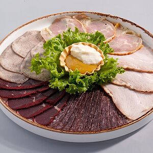 Домашнее мясное ассорти