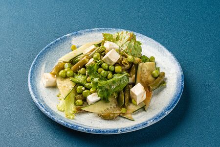 Зеленый салат