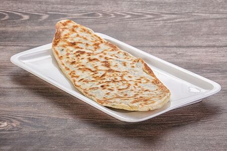 Кутаб с зеленью и сыром