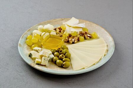 Сет из четырех видов сыра