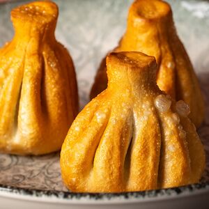 Жареные хинкали с бараниной 