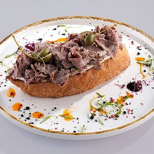 Брускетта Вителло Тоннато