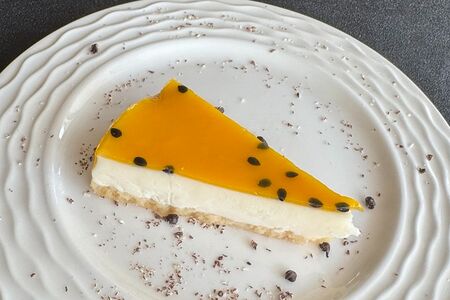 Чизкейк Манго-маракуйя