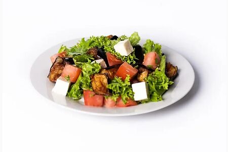 Салат из жареных баклажанов с сыром