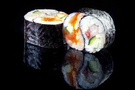 Ролл Инь Янь