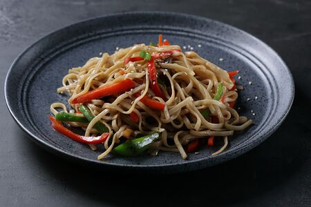 Вок Ясай удон