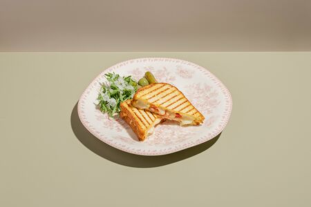 Тёплый римский сэндвич