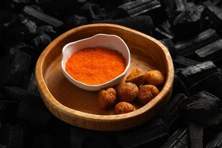 Пончики с тартаром из креветок 