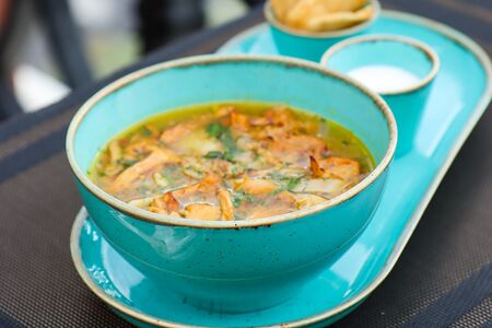 Суп с лисичками и томленой уткой 