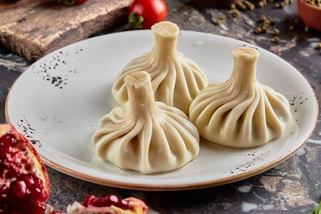 Хинкали с шампиньонами и сыром