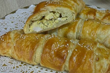 Штрудель с курицей и сыром