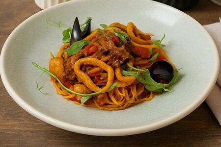 Паста том ям с морепродуктами