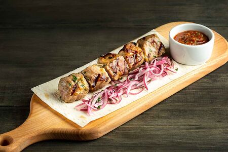 Шашлык из свиной шеи, сацебели