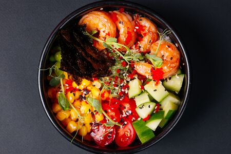 Поке с тигровой креветкой