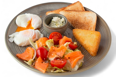 Завтрак с лососем