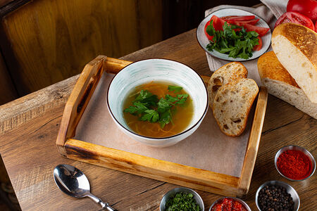 Куриный супчик с лапшой из овощей