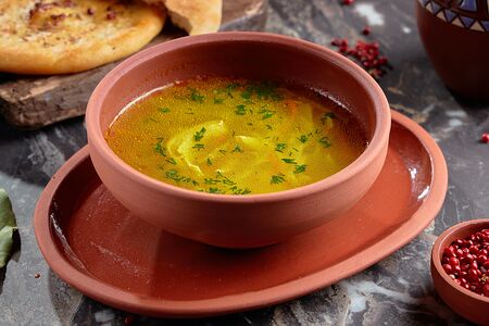 Куриный суп-лапша