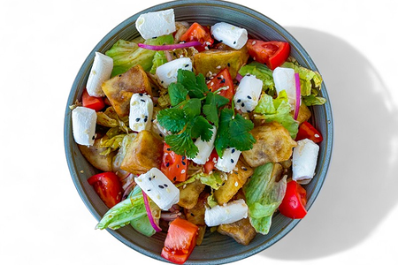 Салат с воздушным баклажаном