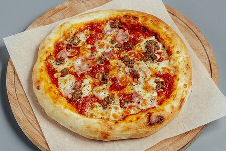 Пицца мясная